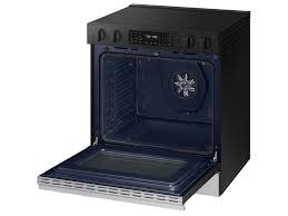 Samsung BESPOKE 6.3 cu. ft. Slide-In Smart Electric Range – Model NSE6DG8300SR