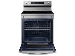 Samsung 6.3 cu. ft. Smart Freestanding Electric Range with No-Preheat Air Fry & Convection – Model NE63A6511SS/AA