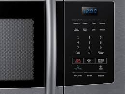 Samsung 1.6 cu. ft. Countertop Microwave Oven – Model ME16K3000AS/AA